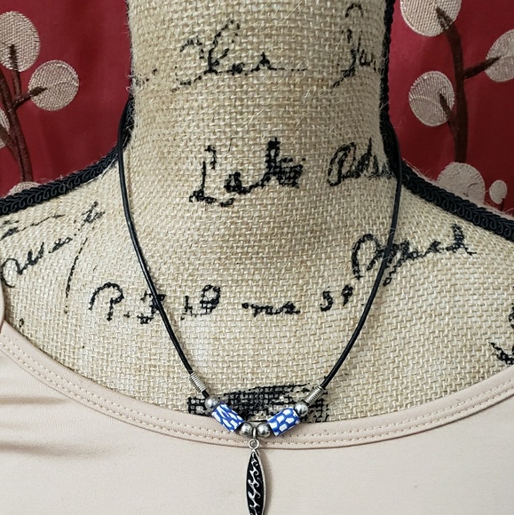 Accessories - Cute Blue Beaded Necklace